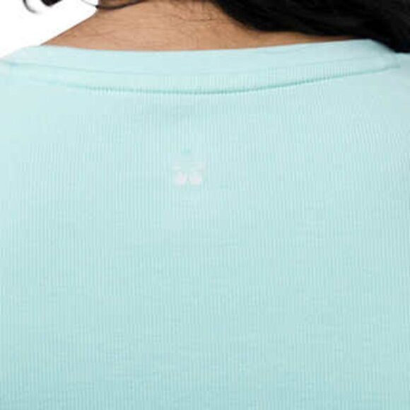 NEW Tuff Athletics Short Sleeved Seamless Top | Light Aqua - Picture 4 of 8